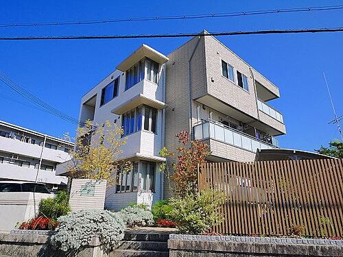 奈良県生駒市西松ケ丘 3階建 築9年8ヶ月