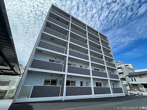 ＫＬ　ＴＯＪＩＮ　ＥＡＳＴ 6階建