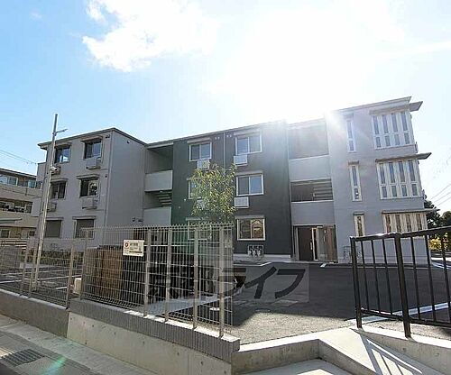 京都府長岡京市調子２丁目 3階建 築2年