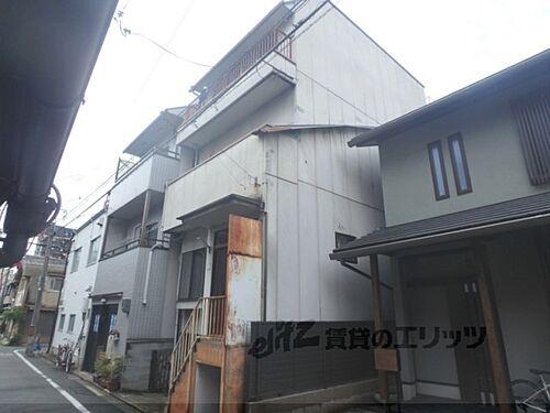 京都府京都市下京区綾小路通猪熊東入松本町 賃貸一戸建て