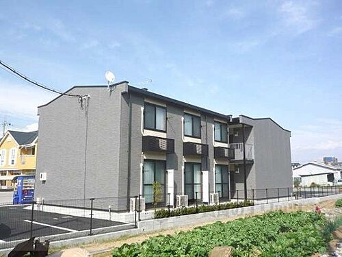 滋賀県大津市一里山５丁目 2階建 築15年10ヶ月