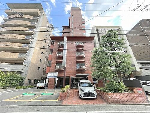 京都府京都市下京区綾小路通室町西入善長寺町 賃貸マンション