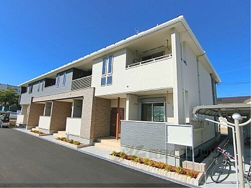 滋賀県大津市園山２丁目 築8年5ヶ月 2階建