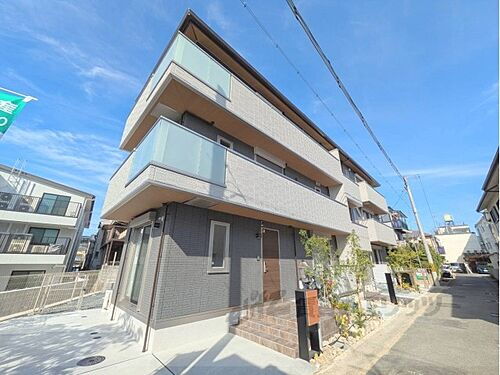 京都府京都市伏見区桃山町因幡 3階建 