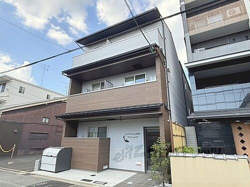 京都府京都市上京区上の下立売通御前通西入大宮町 3階建 築1年10ヶ月