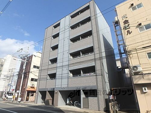 京都府京都市下京区西七条南月読町 築16年8ヶ月 6階建