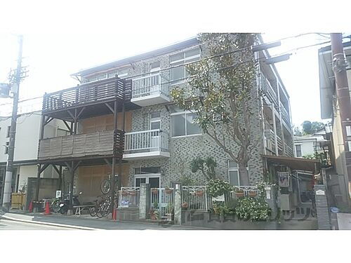 京都府京都市左京区吉田神楽岡町 4階建
