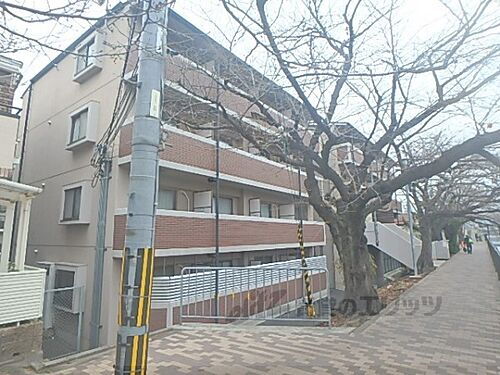 京都府京都市伏見区深草キトロ町 賃貸マンション