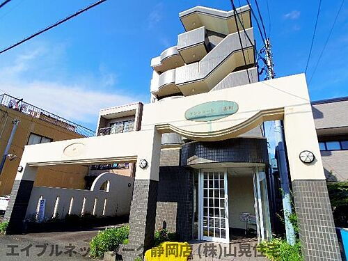静岡県静岡市葵区新富町１丁目 5階建