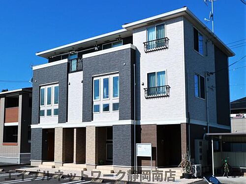 静岡県静岡市駿河区高松 3階建 築10年1ヶ月