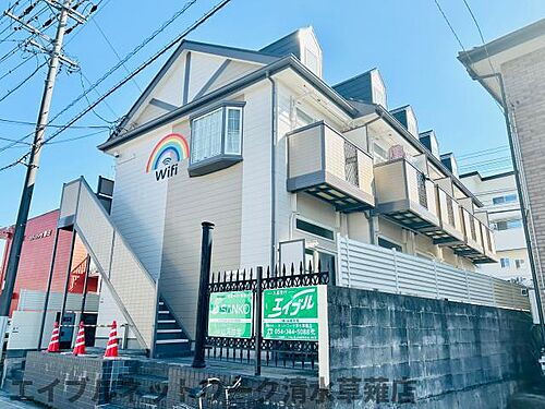 静岡県静岡市清水区七ツ新屋１丁目 2階建