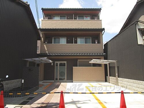 京都府京都市中京区西ノ京式部町 賃貸アパート