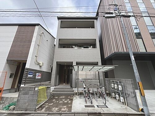 京都府京都市下京区鎌屋町 築7年11ヶ月 3階建