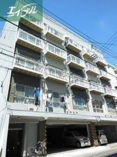 岡山県岡山市北区春日町 7階建