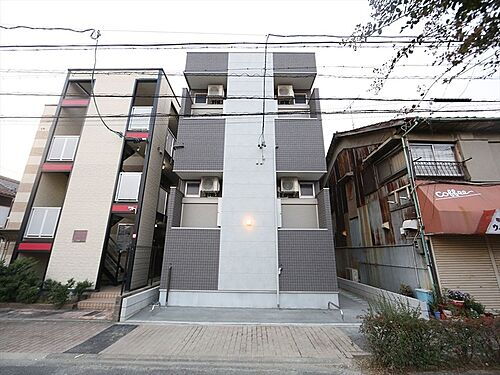 Ｈｏｕｓｅ　Ｏｆ　Ｅｉｇｈｔ