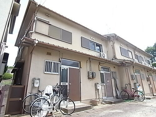 荻野８丁目貸家