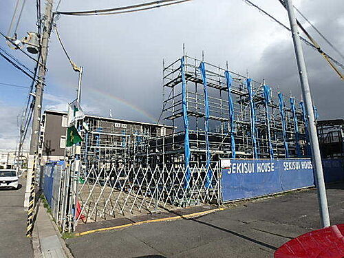 兵庫県伊丹市北河原２丁目 賃貸マンション