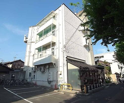 京都府京都市北区紫野上築山町 4階建