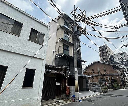 京都府京都市上京区五番町 築1年未満 5階建