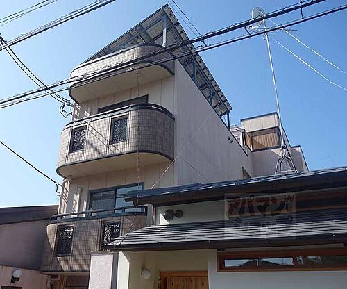 京都府京都市東山区蒔田町 4階建 築24年10ヶ月