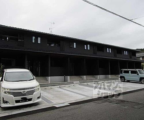 京都府京都市北区衣笠北天神森町 2階建 
