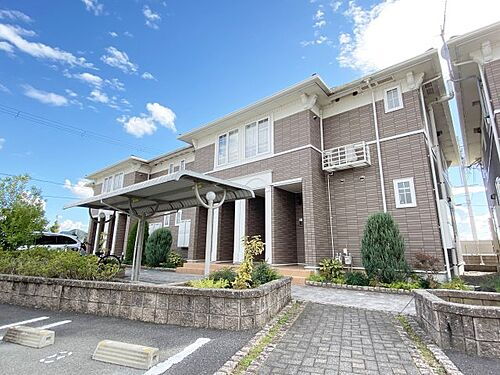 和歌山県御坊市藤田町吉田 2階建