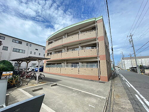 愛知県名古屋市中川区四女子町１丁目 賃貸マンション