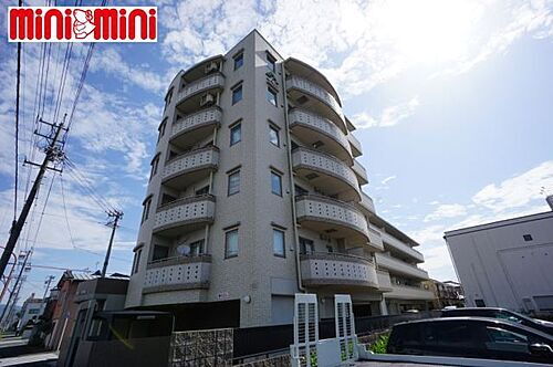 愛知県豊川市千歳通１丁目 賃貸マンション