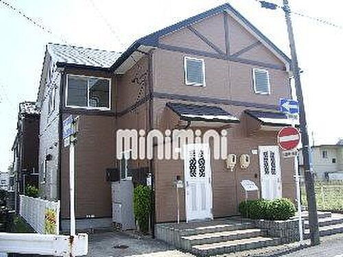 愛知県岩倉市中央町１丁目 テラスハウス