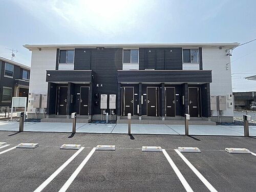 愛知県弥富市鯏浦町上本田 賃貸アパート