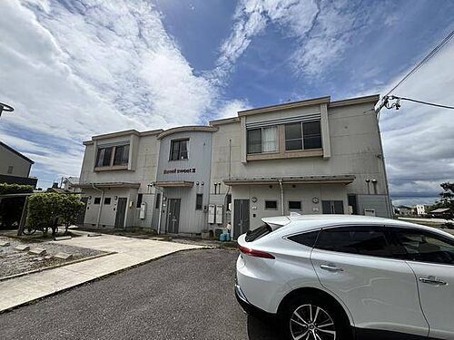 岐阜県岐阜市領下５丁目 テラスハウス