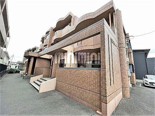 三重県四日市市金場町 賃貸マンション