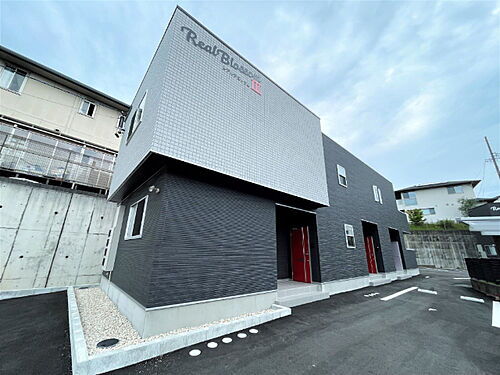 三重県津市大谷町 賃貸アパート