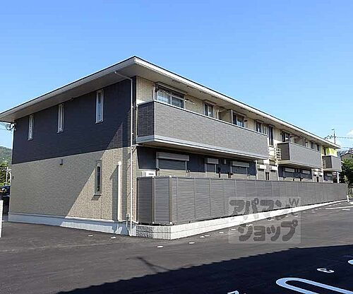 京都府京都市右京区鳴滝桐ケ淵町 2階建 築4年10ヶ月