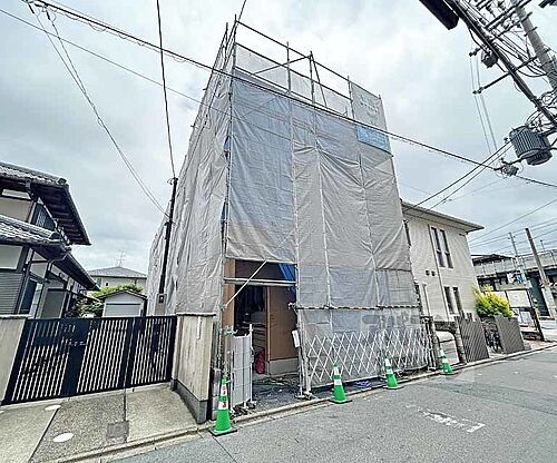 京都府京都市伏見区深草柴田屋敷町 3階建 