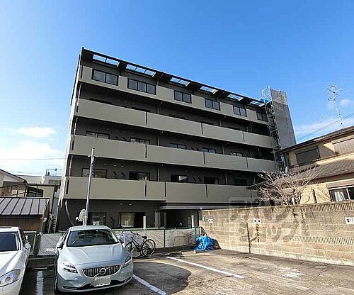 京都府京都市中京区西ノ京北壺井町 築3年10ヶ月 5階建