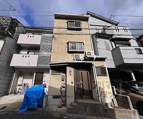 太秦木ノ下町貸家