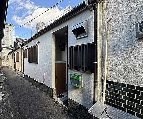 西ノ京御輿岡町２０−１６貸家