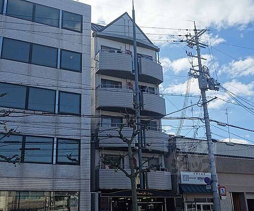 京都府京都市下京区西七条南月読町 賃貸マンション