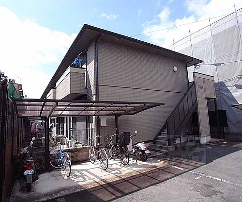 京都府京都市右京区太秦中筋町 賃貸アパート