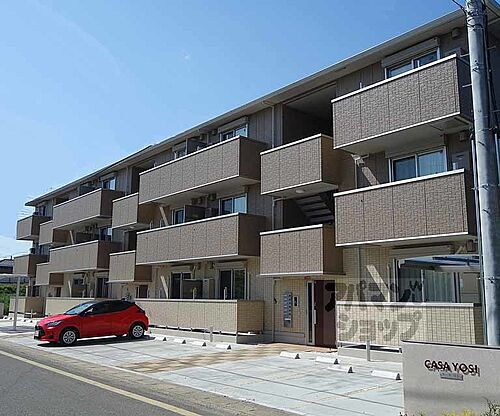 京都府京都市西京区桂河田町 築2年10ヶ月 3階建