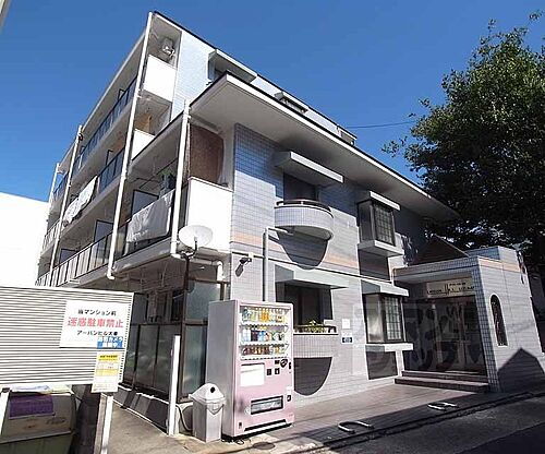 京都府京都市右京区太秦中筋町 賃貸マンション