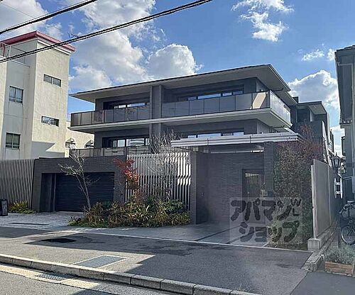 京都府京都市西京区川島尻堀町 築7年4ヶ月 3階建