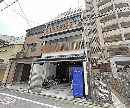 京都府京都市下京区猪熊通四条下る松本町 4階建 築52年