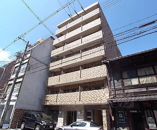 京都府京都市中京区西洞院通三条下る柳水町 7階建 築20年6ヶ月