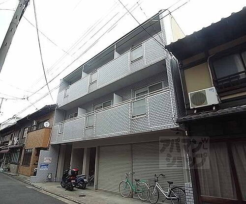 京都府京都市中京区西ノ京南聖町 築38年6ヶ月 3階建