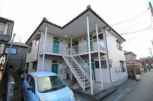 新潟県新潟市中央区鐙西２丁目 賃貸アパート