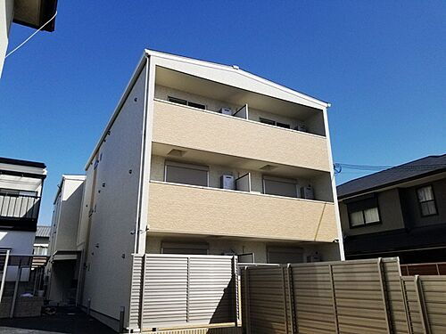 京都府京都市伏見区向島立河原町 築1年11ヶ月 3階建