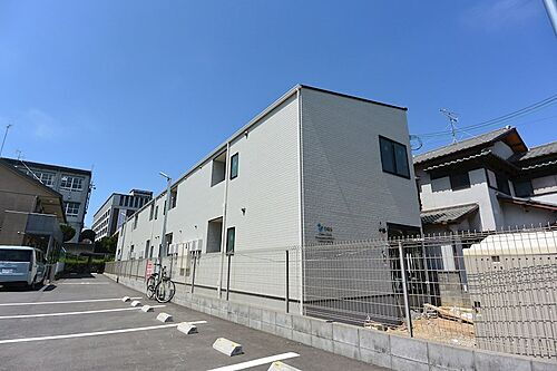 ｃｈｏｕ　ｃｈｏｕ　Ｎａｋａｍｉｙａ　ＷＥＳＴ 2階建