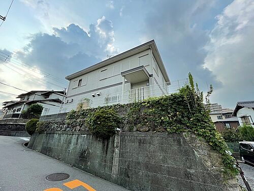 大阪府枚方市上野１丁目 テラスハウス